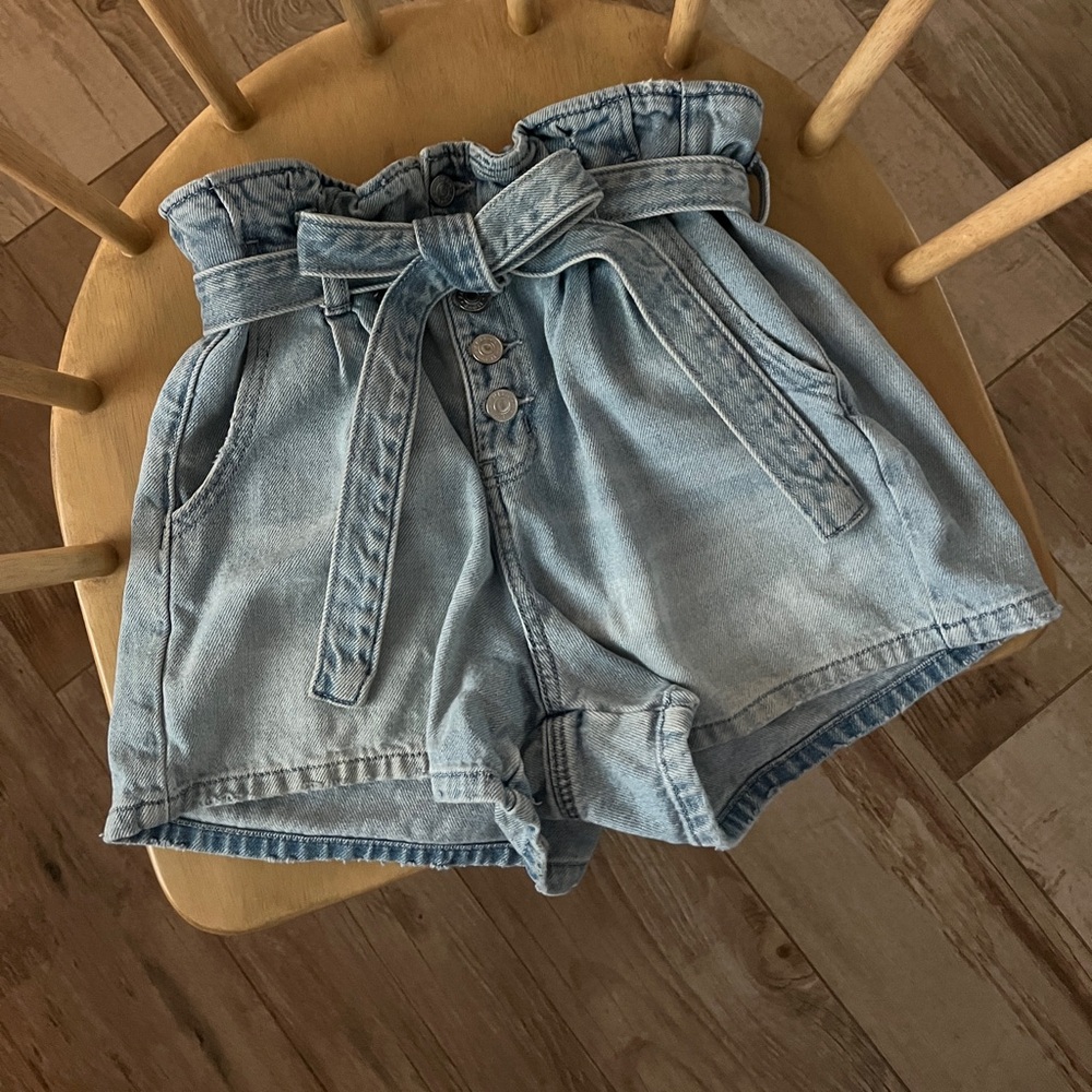 American Eagle / size US 2